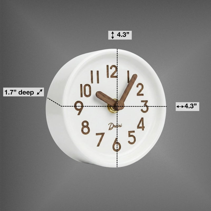 Driini ساعة درييني الخشبية التناظرية المكتبية - 4.3 بوصة. خشب الصنوبر الزخرفي، تصميم بدون صوت - ساعة mantel سهلة القراءة مع حركة هادئة - ساعات طاولة هادئة مع جسم خشبي، عقارب، وغطاء بطارية؛ أبيض - Image 3